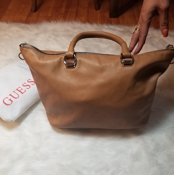 Guess Purse - Picture 5 of 6